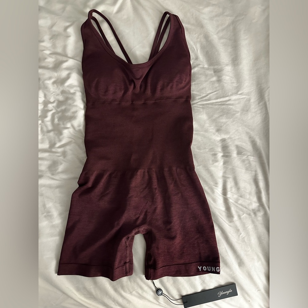 YoungLA - Seamless Core Bodysuit NWT